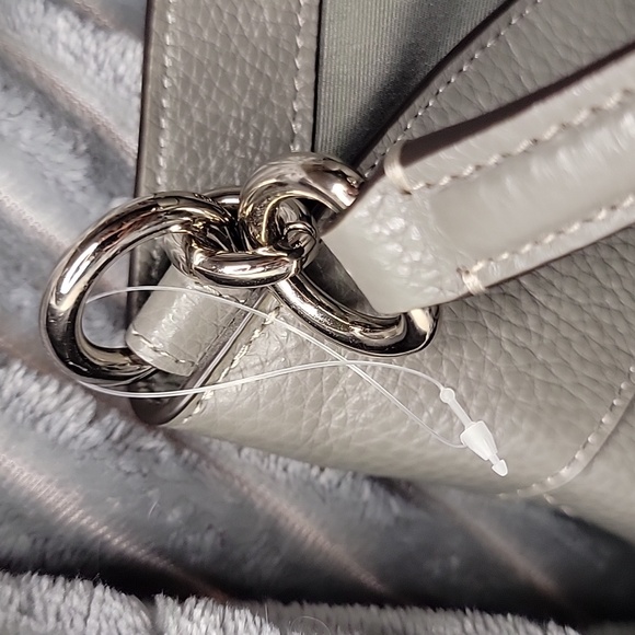 COACH F28997 Lexy Shoulder Bag - Picture 2 of 13